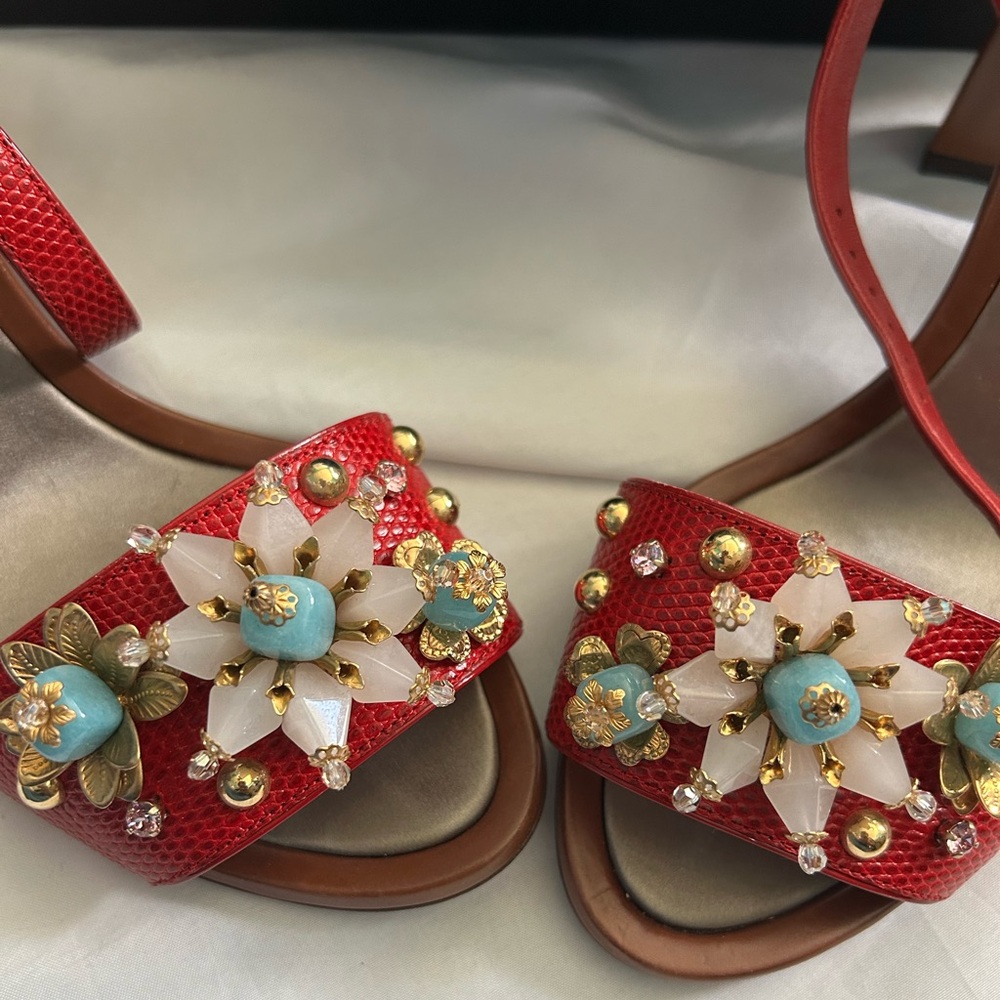 Dolce & Gabbana | leather jeweled sandals - Picture 6 of 11